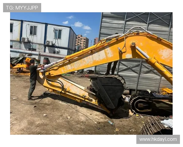 挖掘机水箱清洗除垢步骤